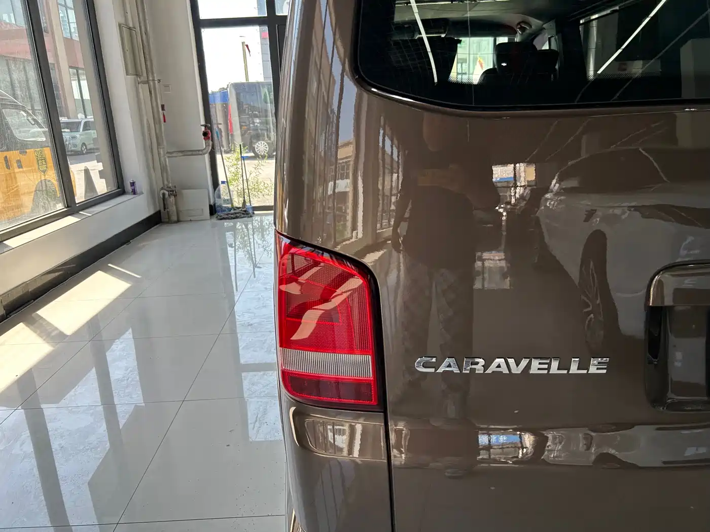 Volkswagen Caravelle 2014 2.0TSI 4WD Comfort Edition фото 9