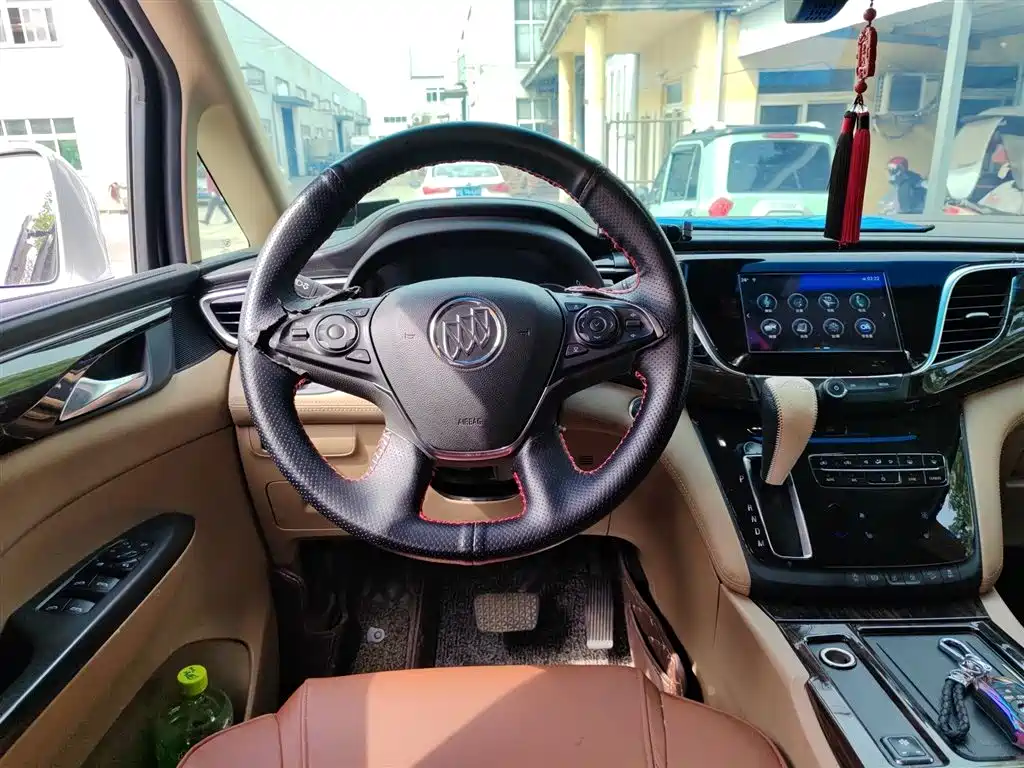 Buick GL8 2018 ES 28T Luxury Type China VI фото 3