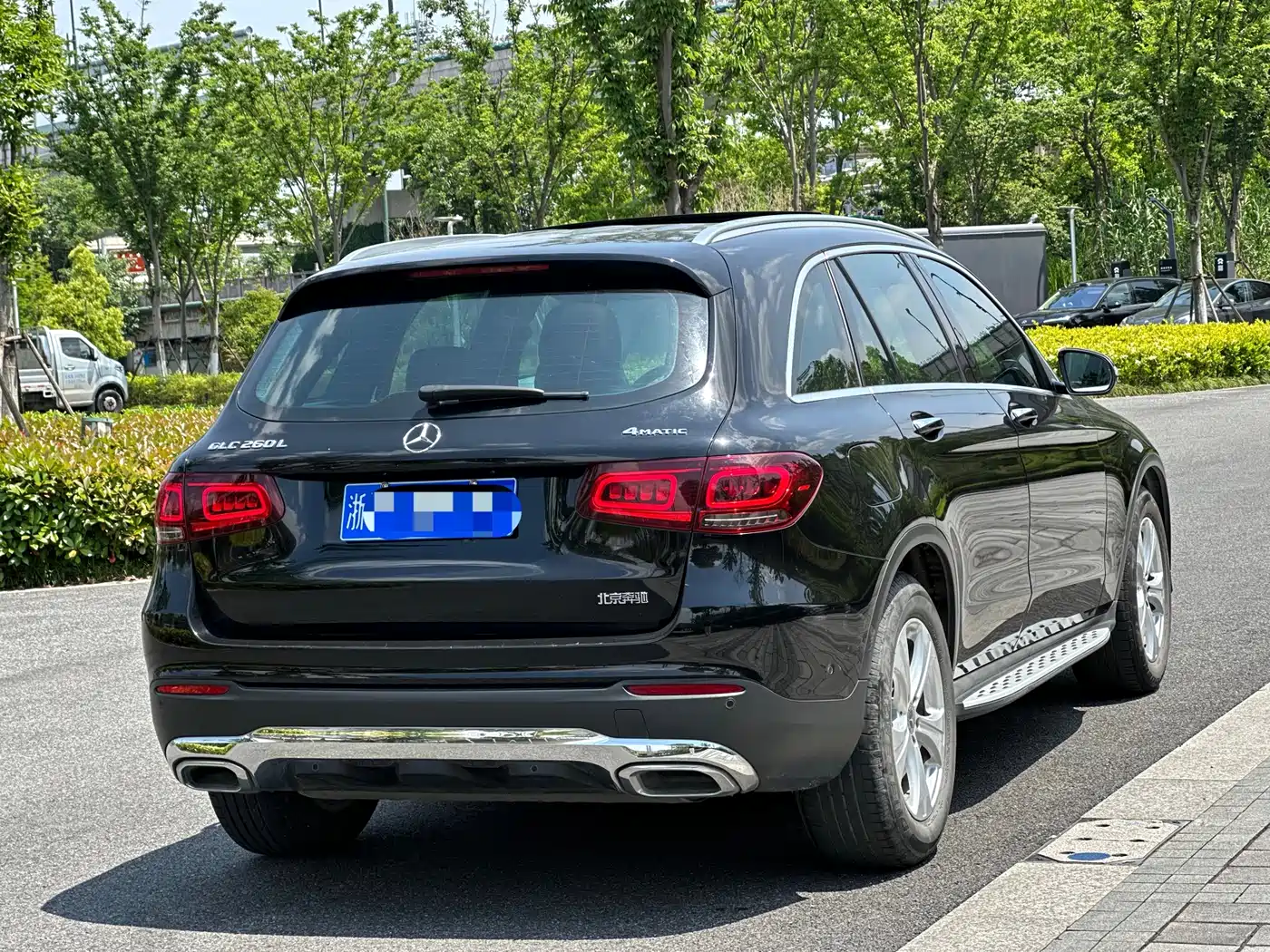 Mercedes-Benz GLC 2020 Facelift GLC 260 L 4MATIC Dynamic фото 6