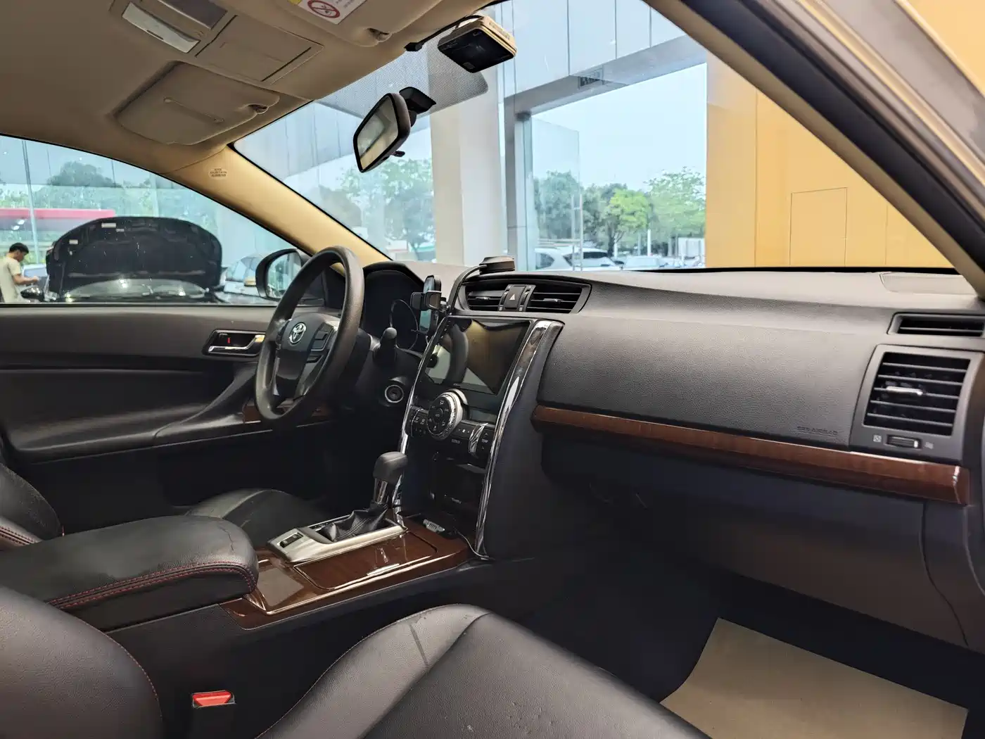 Toyota Reiz 2013 2.5S Elite Edition фото 32