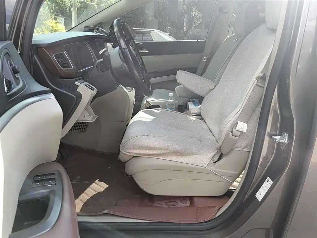 Buick GL8 2017 25S Comfort China V фото 8