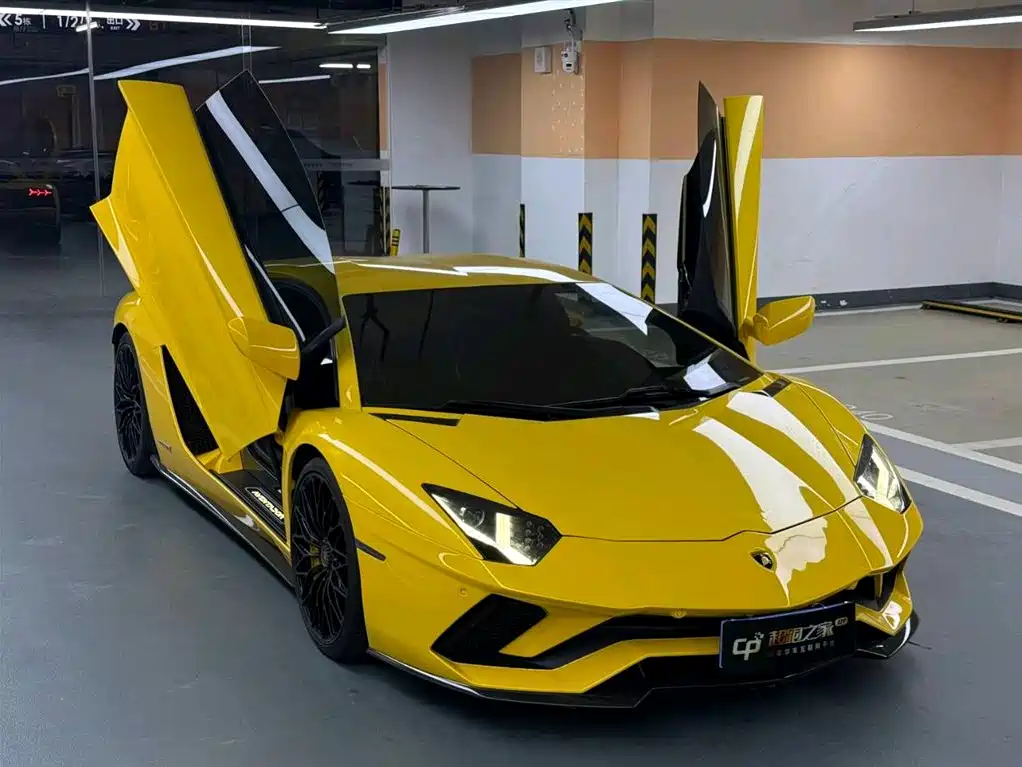 Lamborghini Aventador 2017 Aventador S фото 3