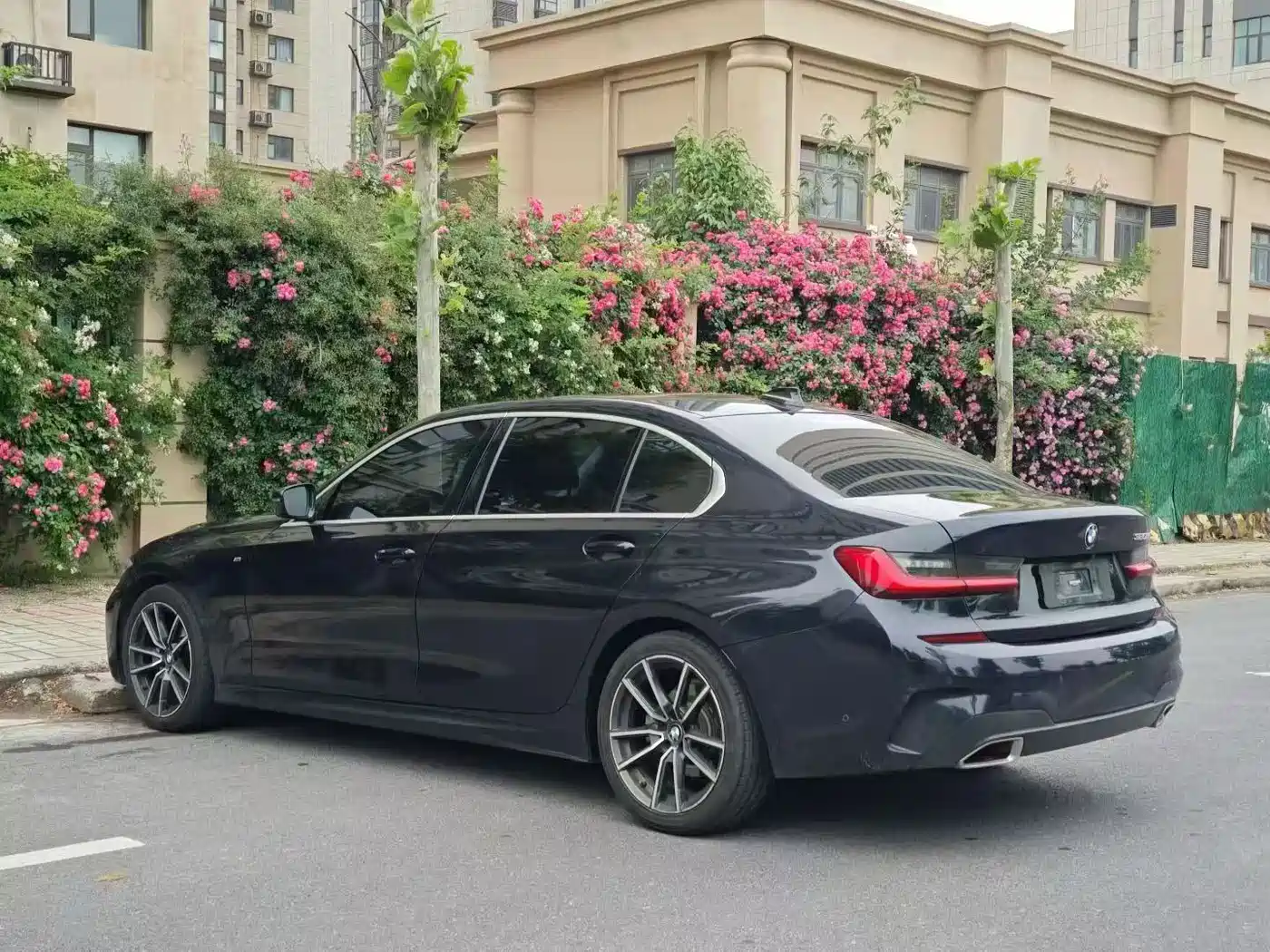 BMW 3 Series 2020 320Li M Sport Package фото 9
