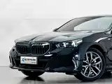 Photo 3 - BMW i5