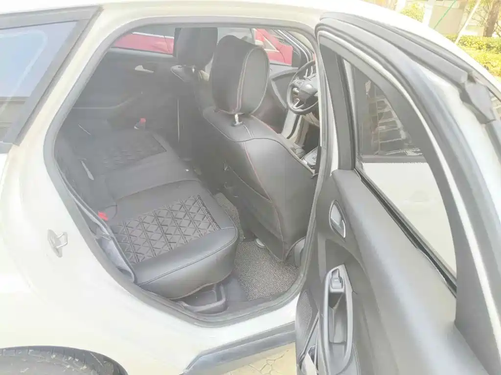 Photo 11 - Ford Focus