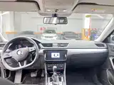 Фото 7 - Škoda Superb