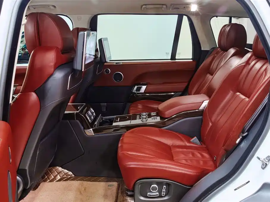 Land Rover Range Rover 2015 3.0 TDV6 Vogue фото 13
