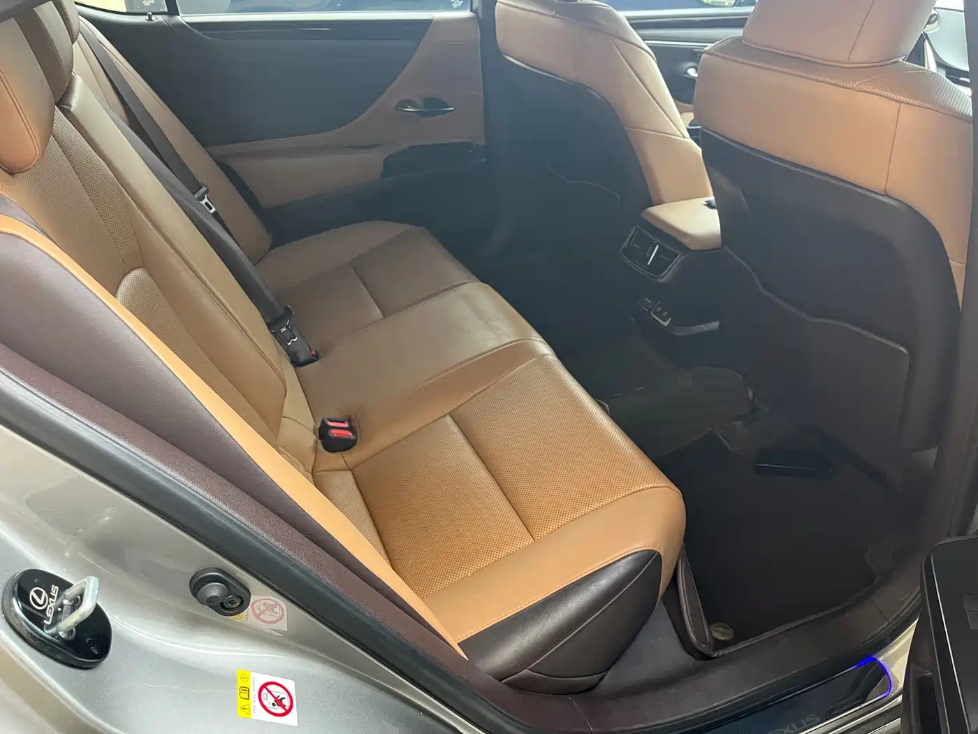 Lexus ES 2018 200 Luxury Edition China V фото 10