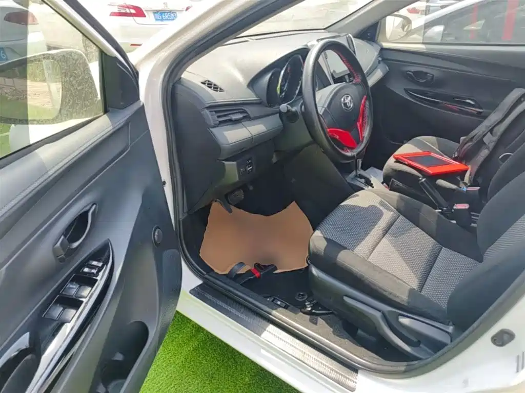 Toyota Vios 2017 1.5L CVT Pioneer фото 16