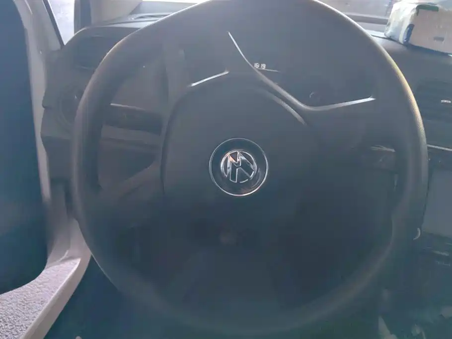 Volkswagen Polo 2016 1.4L Manual Trend фото 15