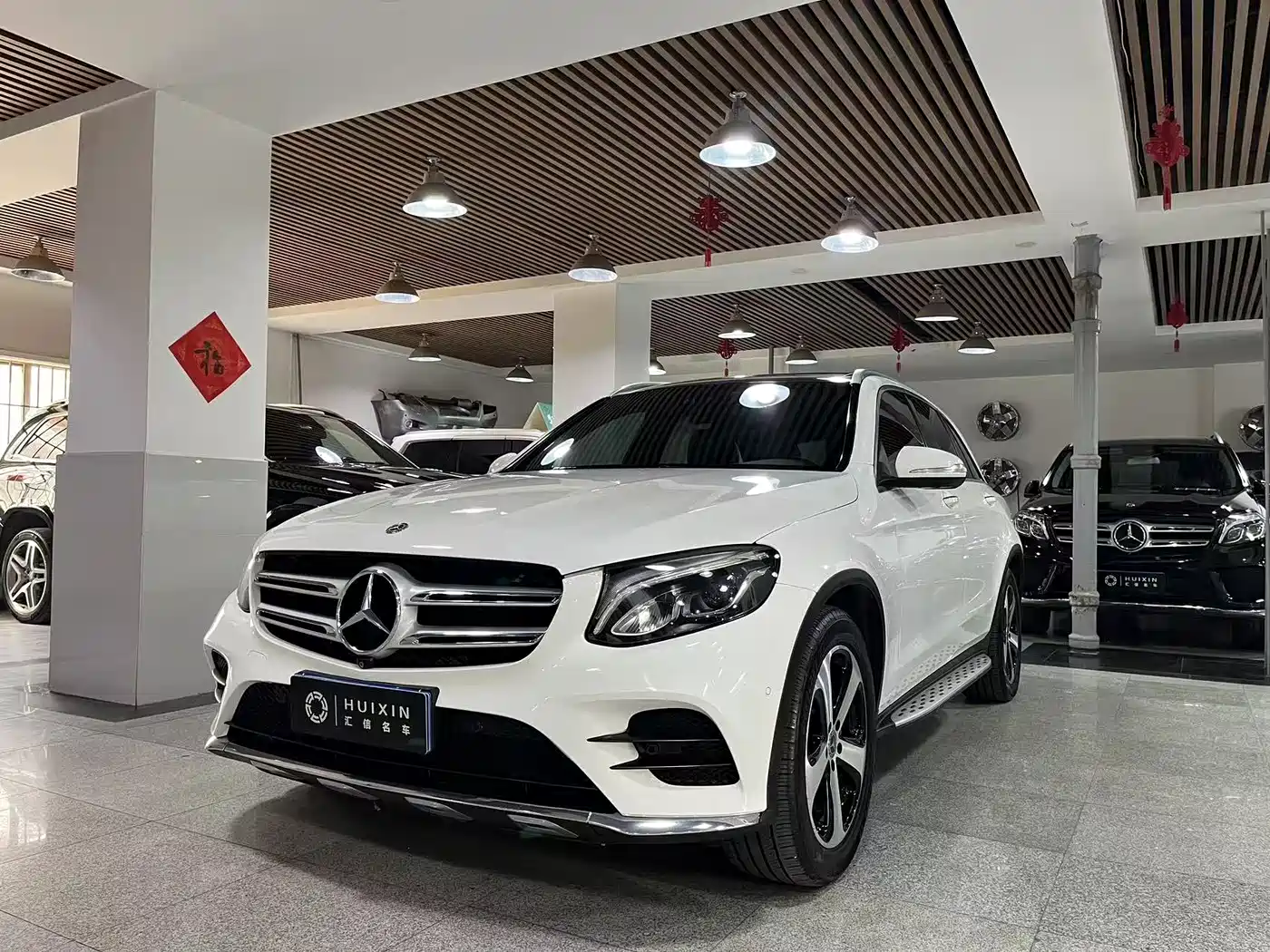 Mercedes-Benz GLC 2019 GLC 260 4MATIC Luxury