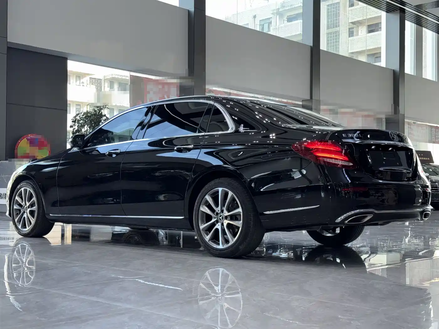Mercedes-Benz E-Class 2019 E 300 L Luxury фото 10