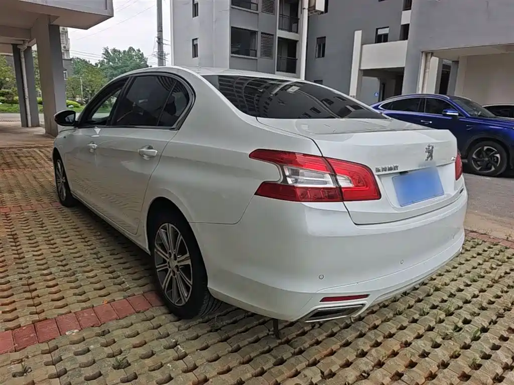 Peugeot 408 2018 350THP Automatic Luxury Edition фото 5