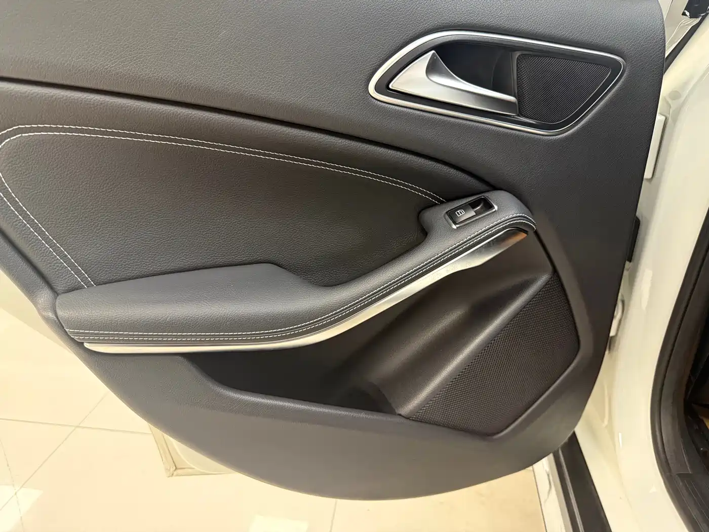 Mercedes-Benz GLA 2015 GLA 200 Dynamic фото 22