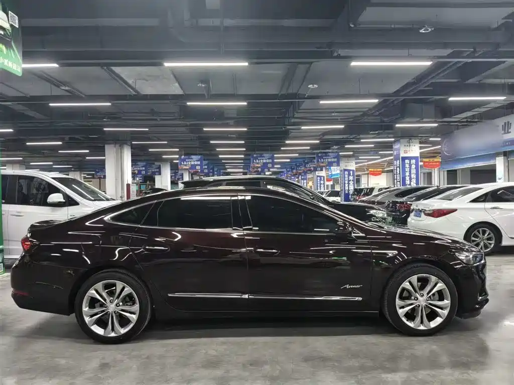 BUICK LACROSSE