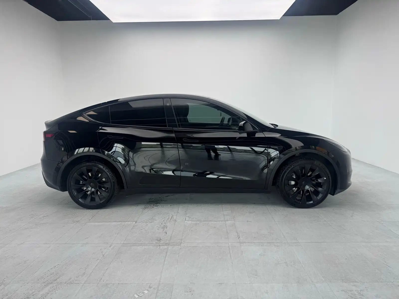 Фото 7 - Tesla Model Y