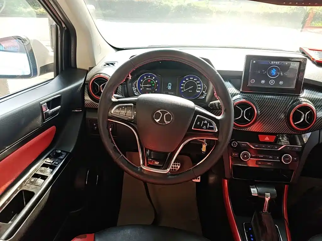 BAIC Senova X25 2016 2015 1.5L Automatic Elite