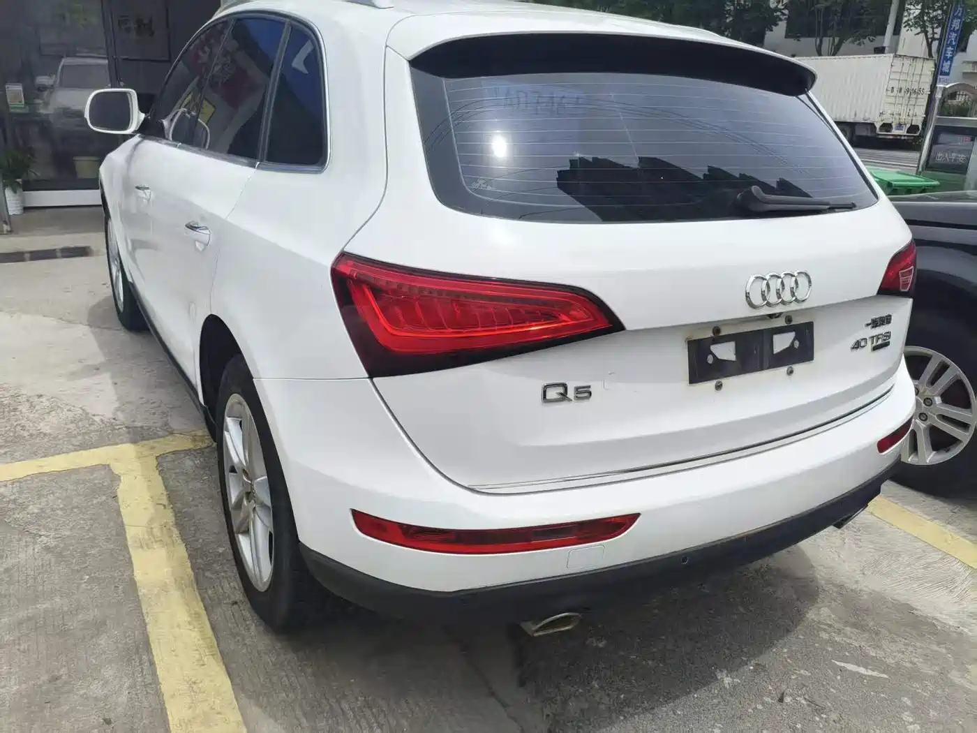 AUDI Q5