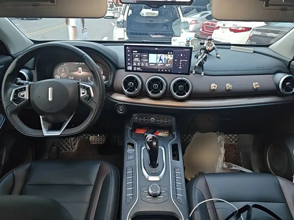 WEY VV5 2021 2021 1.5T 2WD Smart Pioneer
