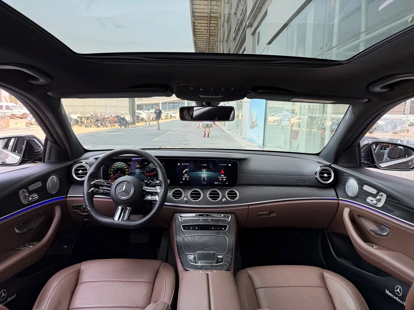 Mercedes-Benz E-Class 2021 E 300 L Sport Luxury Edition фото 11