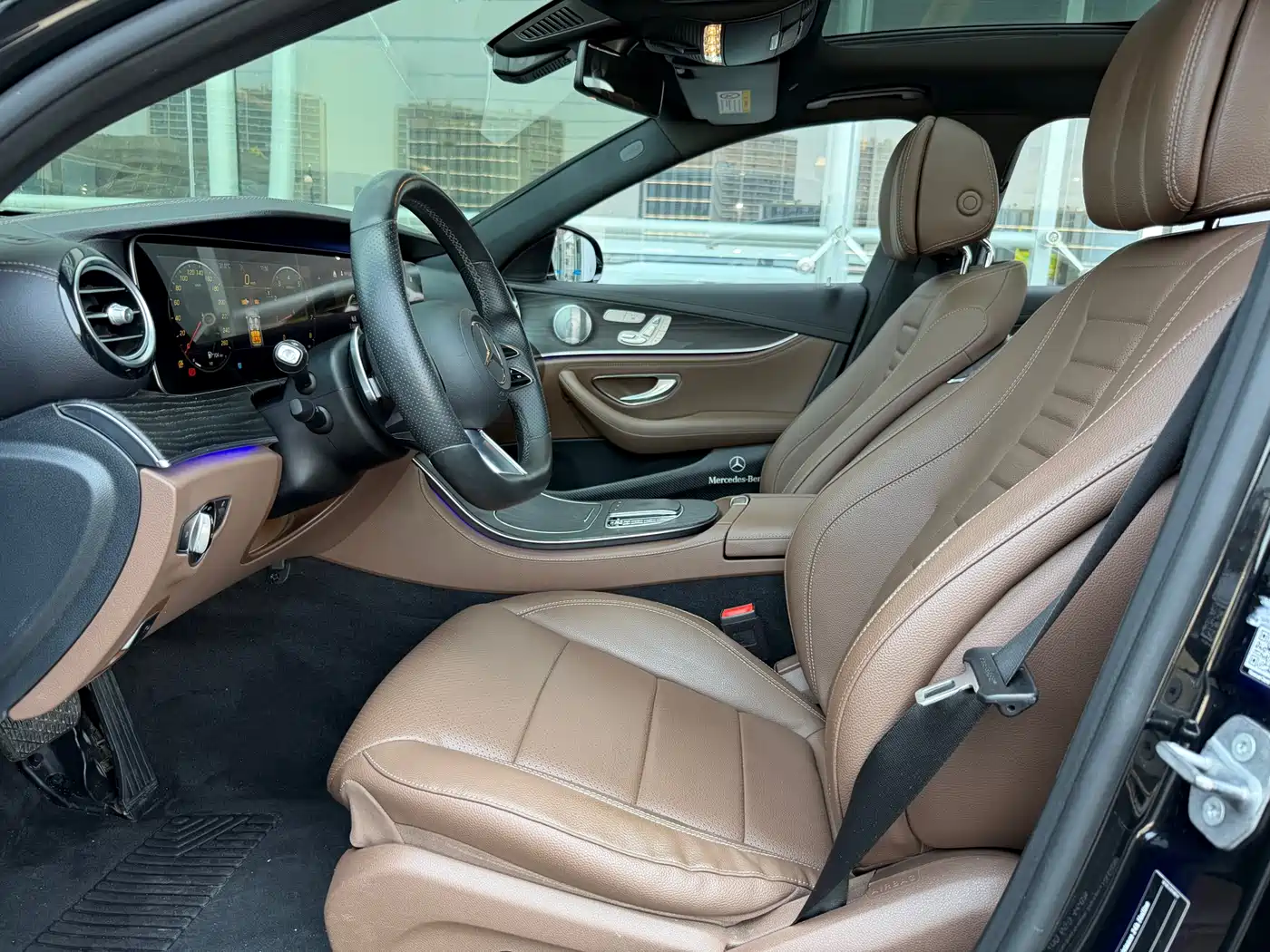 Mercedes-Benz E-Class 2021 E 300 L Sport Luxury Edition фото 26