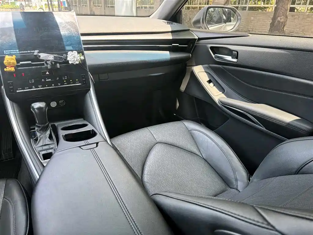Toyota Avalon 2022 2.5L Luxury Edition фото 4