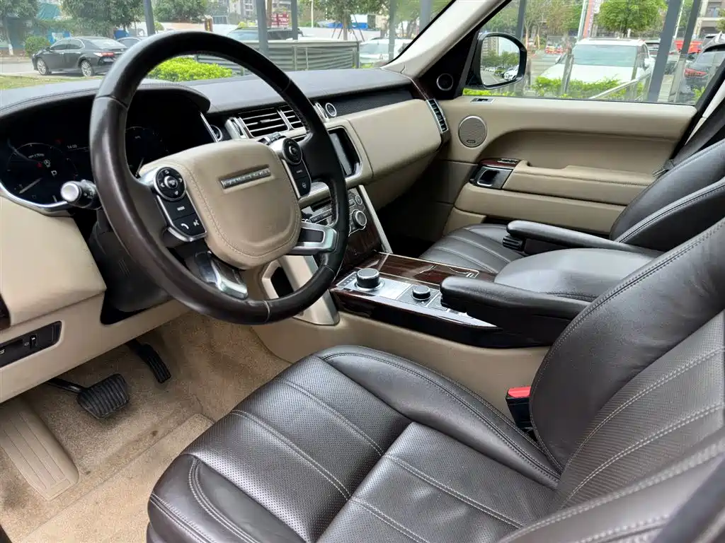 Land Rover Range Rover 2015 3.0 SC V6 Vogue фото 10