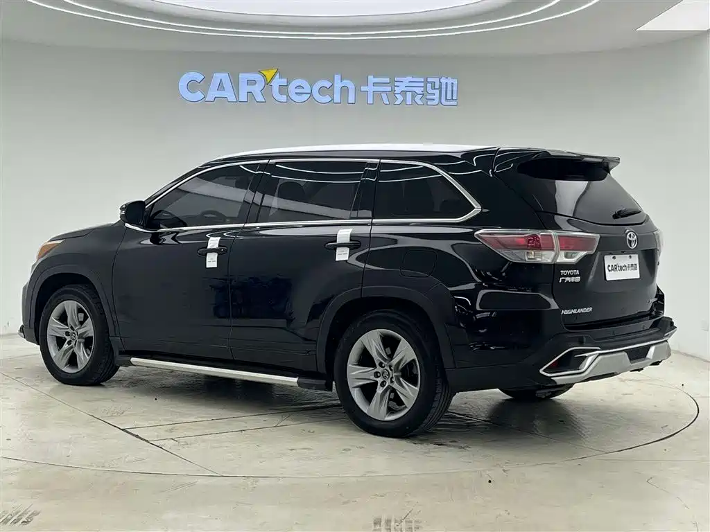 Toyota Highlander 2017 2.0T 4WD Premium 7-Seater фото 4