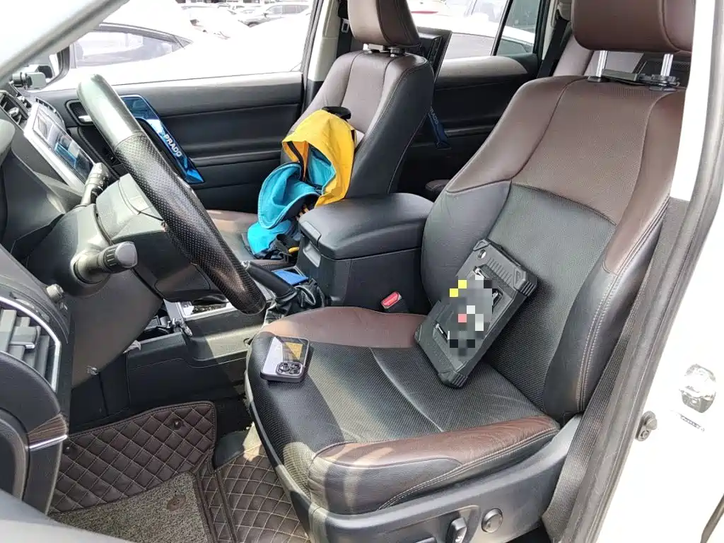 Toyota Prado 2020 2019 3.5L Automatic TX-L Zunxiang Edition with Rear-mounted Spare Tire