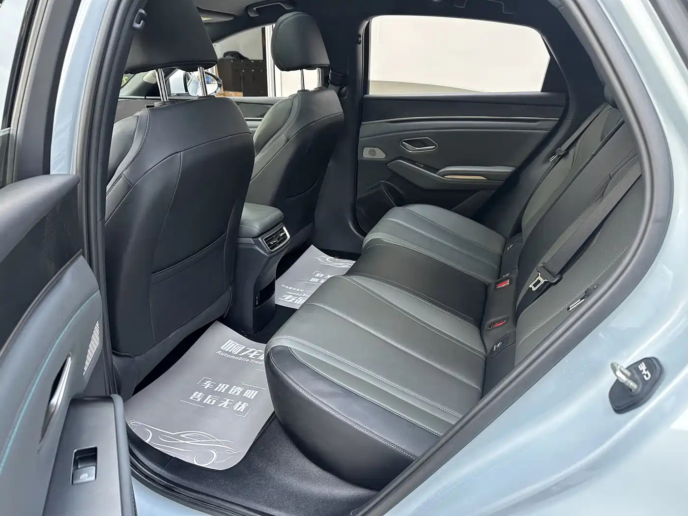 BYD Qin L 2025 DM-i Smart Drive 80KM Premium фото 7