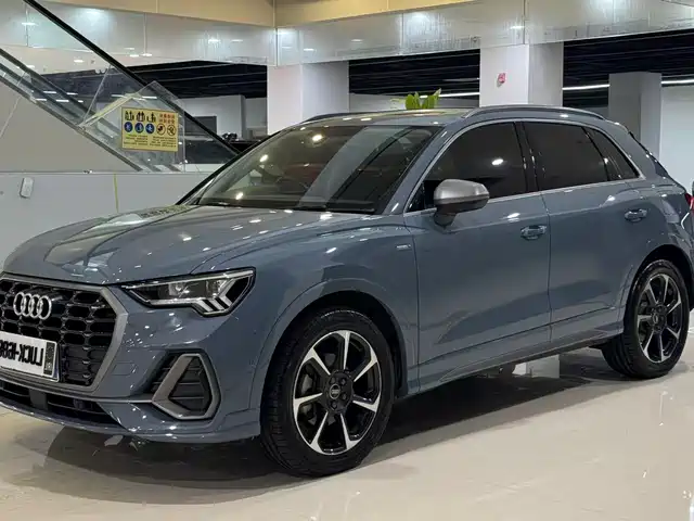 Audi Q3 2022 Model 40 TFSI RS Kit Speed Edition