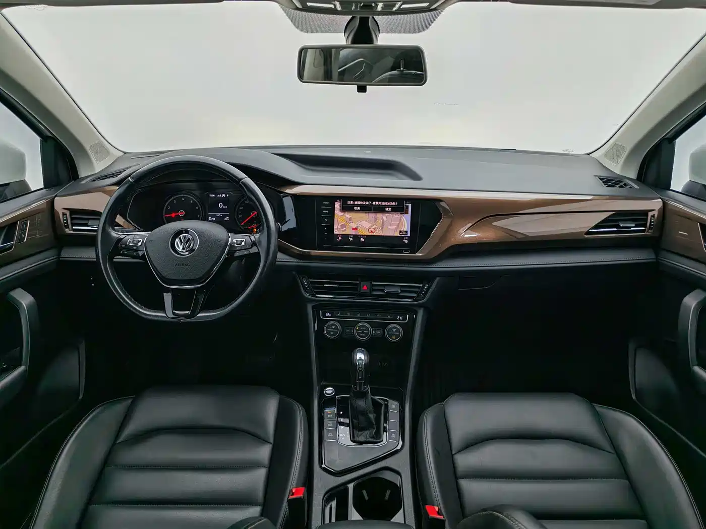 Volkswagen Tharu 2020 280TSI 2WD Luxury Edition China VI фото 9