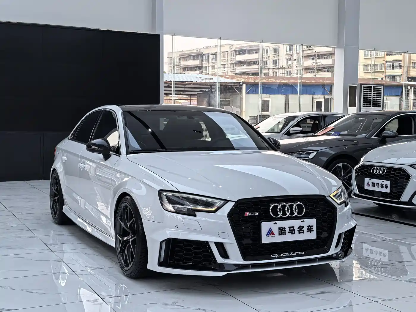 Audi A3 2018 30th Anniversary Limousine 40 TFSI Style фото 2