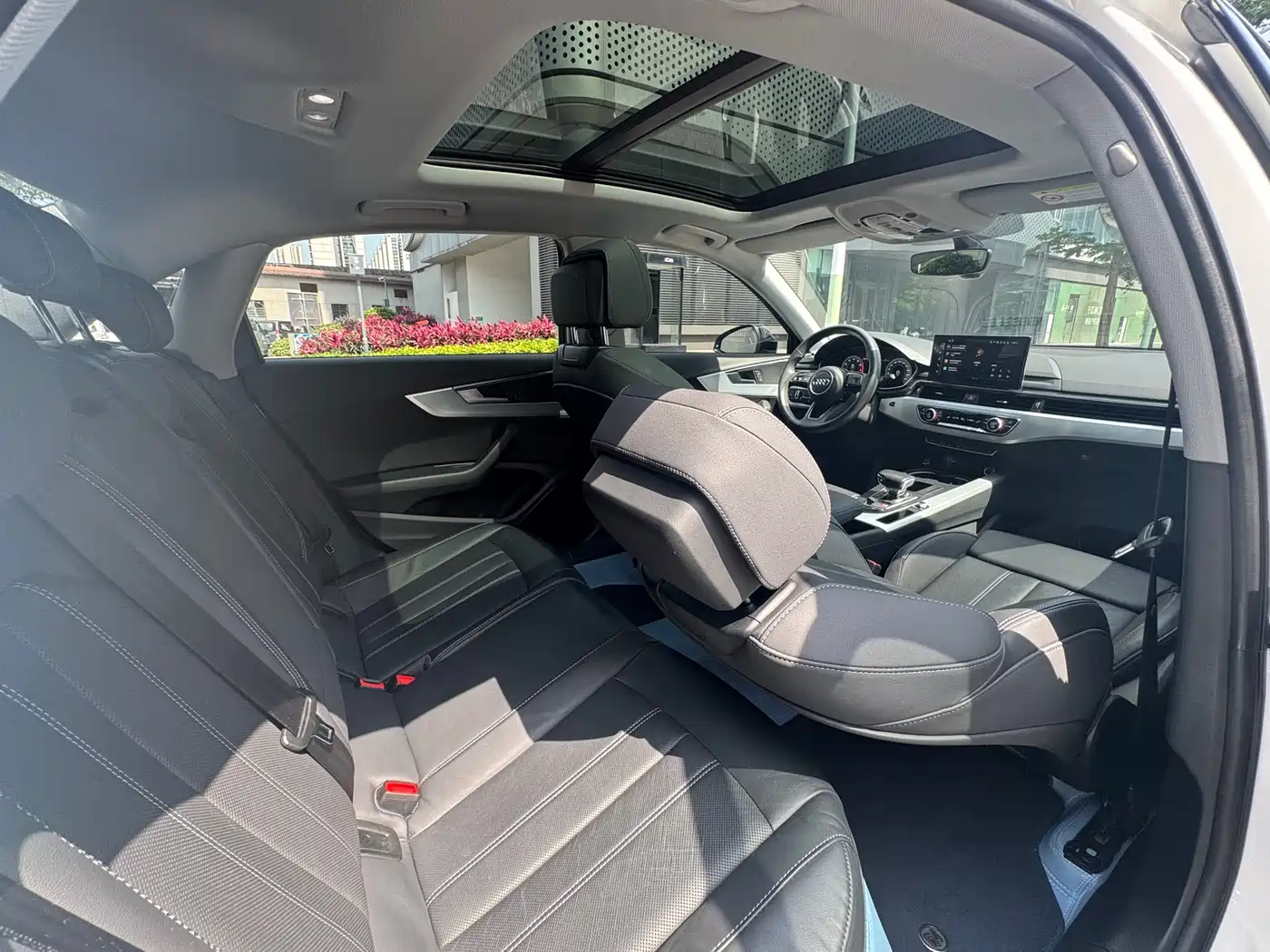 Audi A4L 2020 40 TFSI Luxury Dynamic фото 23