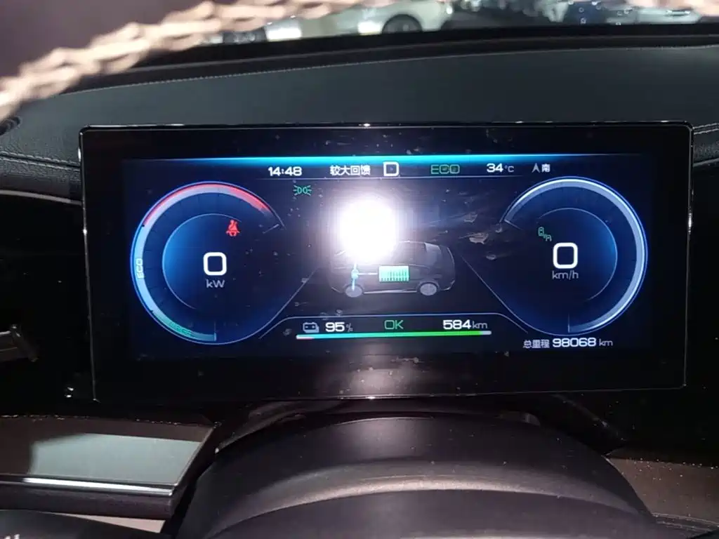Фото 8 - BYD Qin PLUS