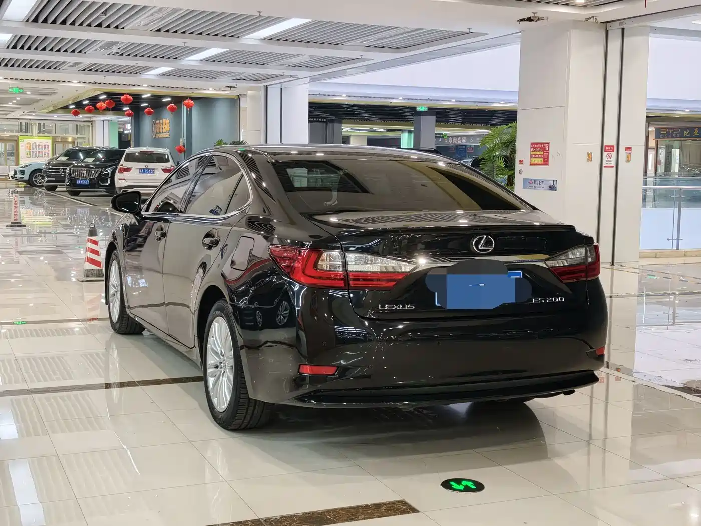 Lexus ES 2016 200 Midnight Special Limited Edition фото 9