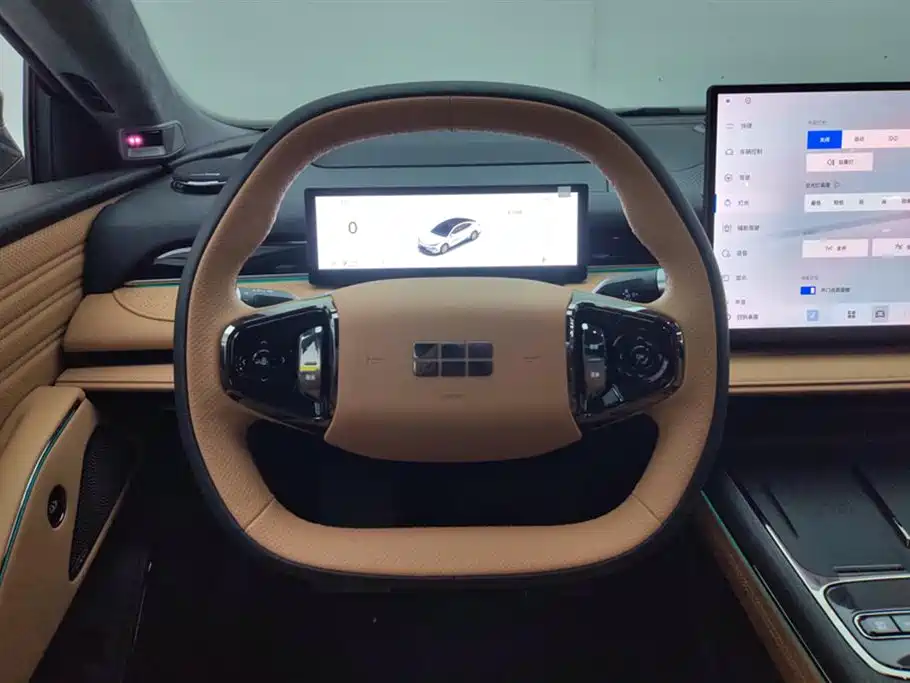 Geely Galaxy Galaxy Xingyao 8 2025 Model 130km EM-i Flagship Edition фото 15