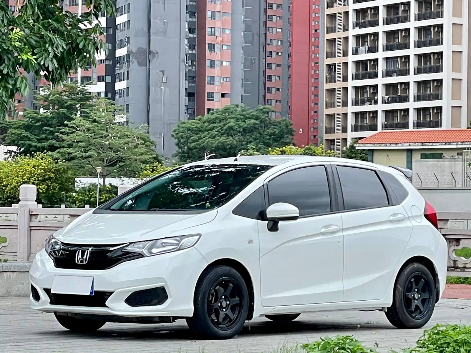 Фото 3 - Honda Fit