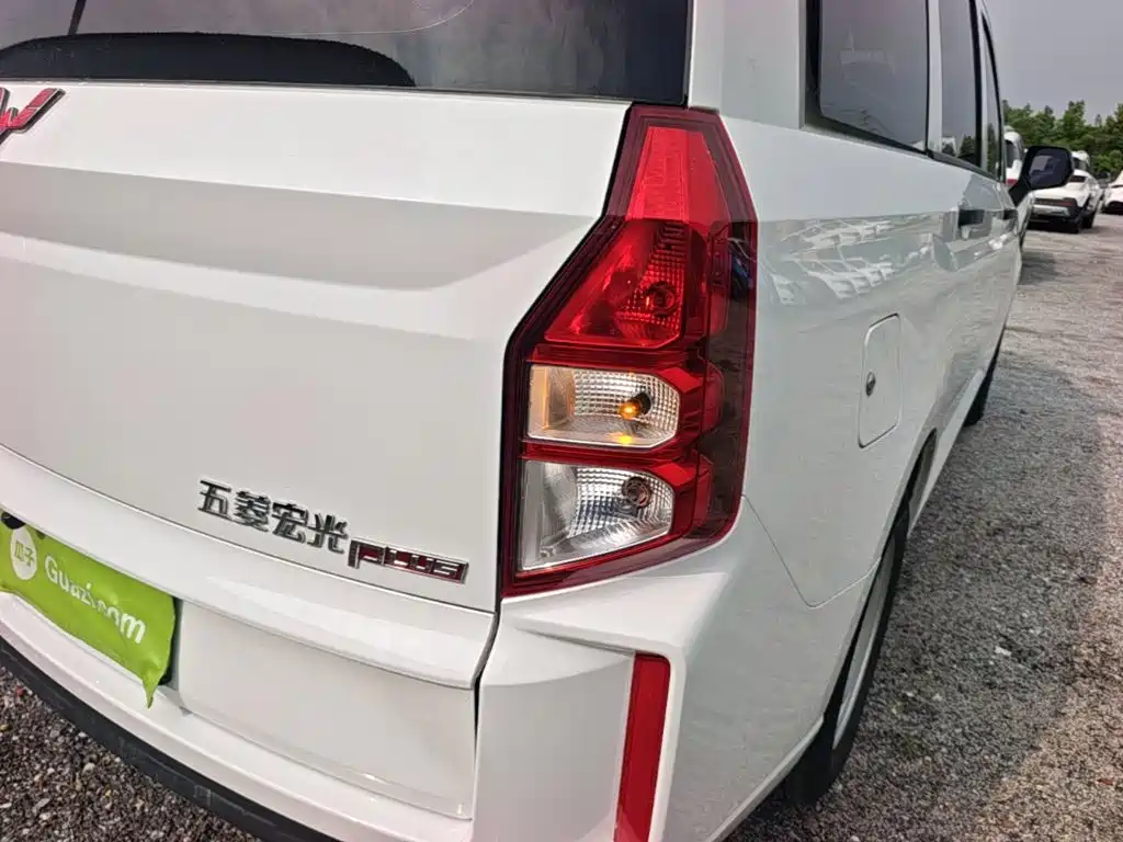 Wuling Motors Wuling Hongguang PLUS 2024 2020 1.5L Manual Standard 5-seater