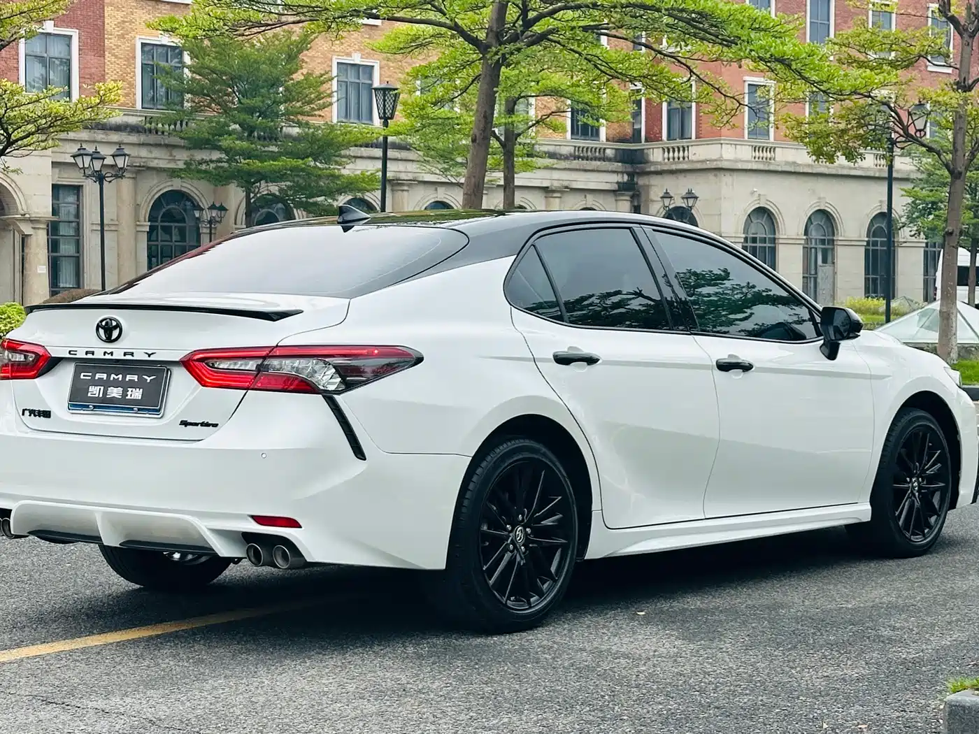 Toyota Camry 2023 2022 2.0S Knight Edition