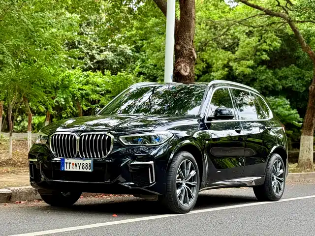 BMW X5 2023