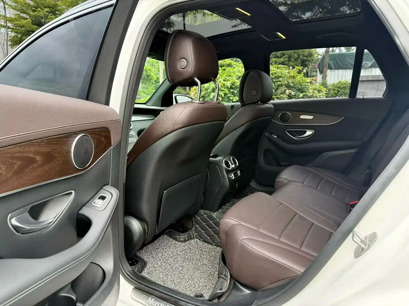 Mercedes-Benz GLC 2020 GLC 260 L 4MATIC Luxury фото 7