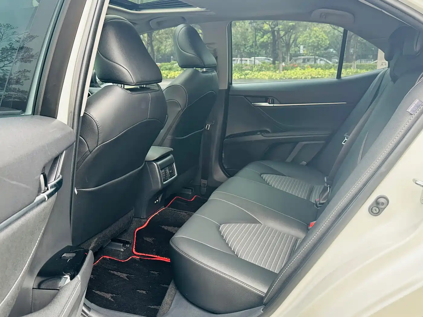 Toyota Camry 2023 2022 2.0S Knight Edition