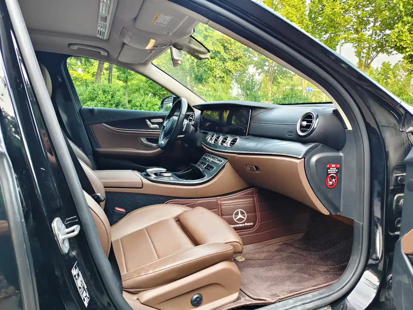 Mercedes-Benz E-Class 2018 Facelift E 200 L Sport фото 8