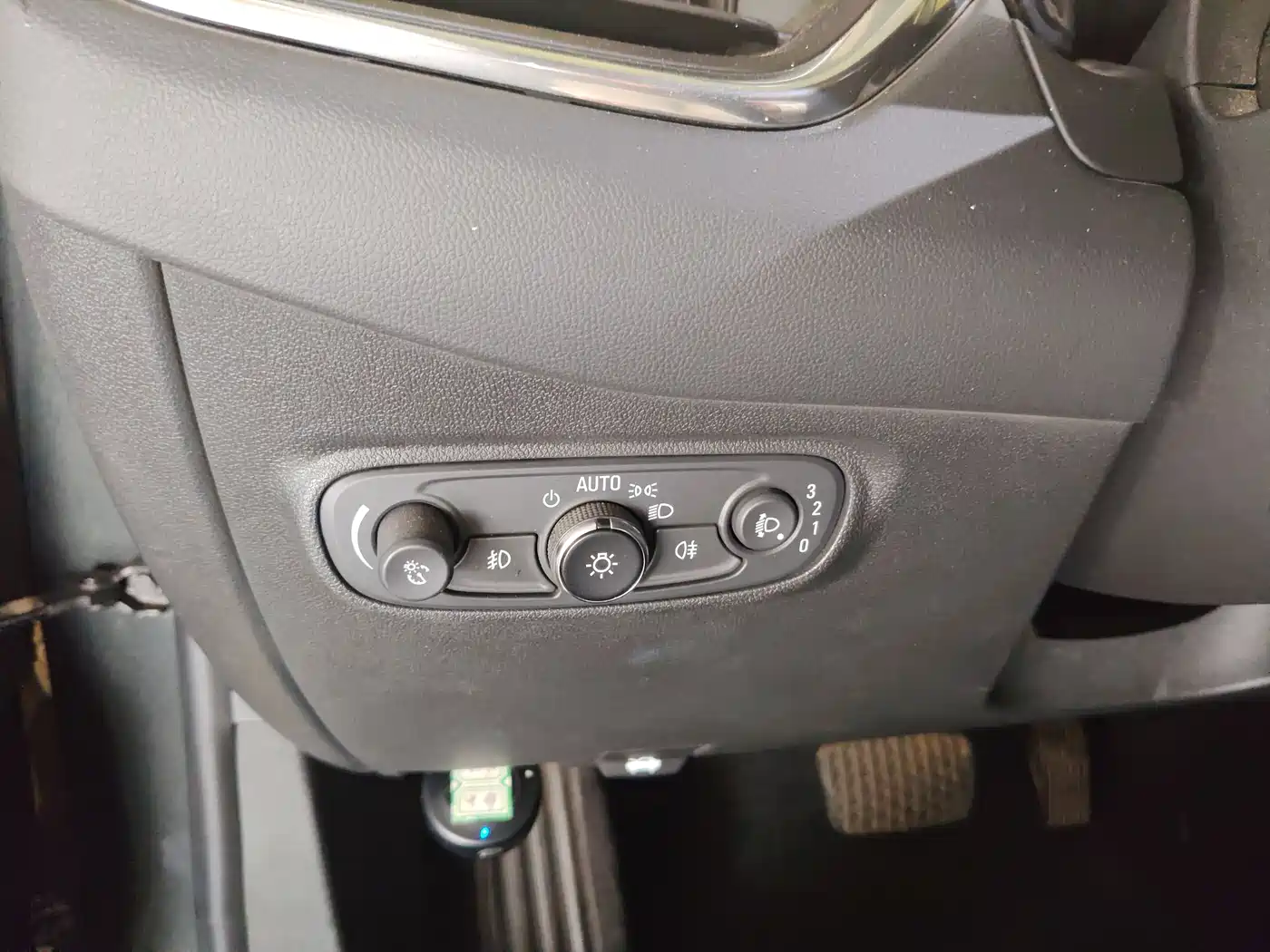 Chevrolet Equinox 2019 535T Auto Control Edition China V фото 19