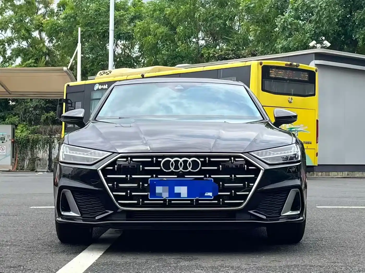 Audi A7L 2024 45TFSI S-line Dream Edition Crystal Package фото 2