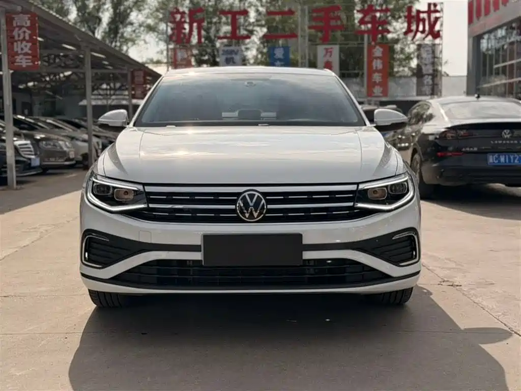 Volkswagen Bora 2026 200TSI DSG Navigation Edition