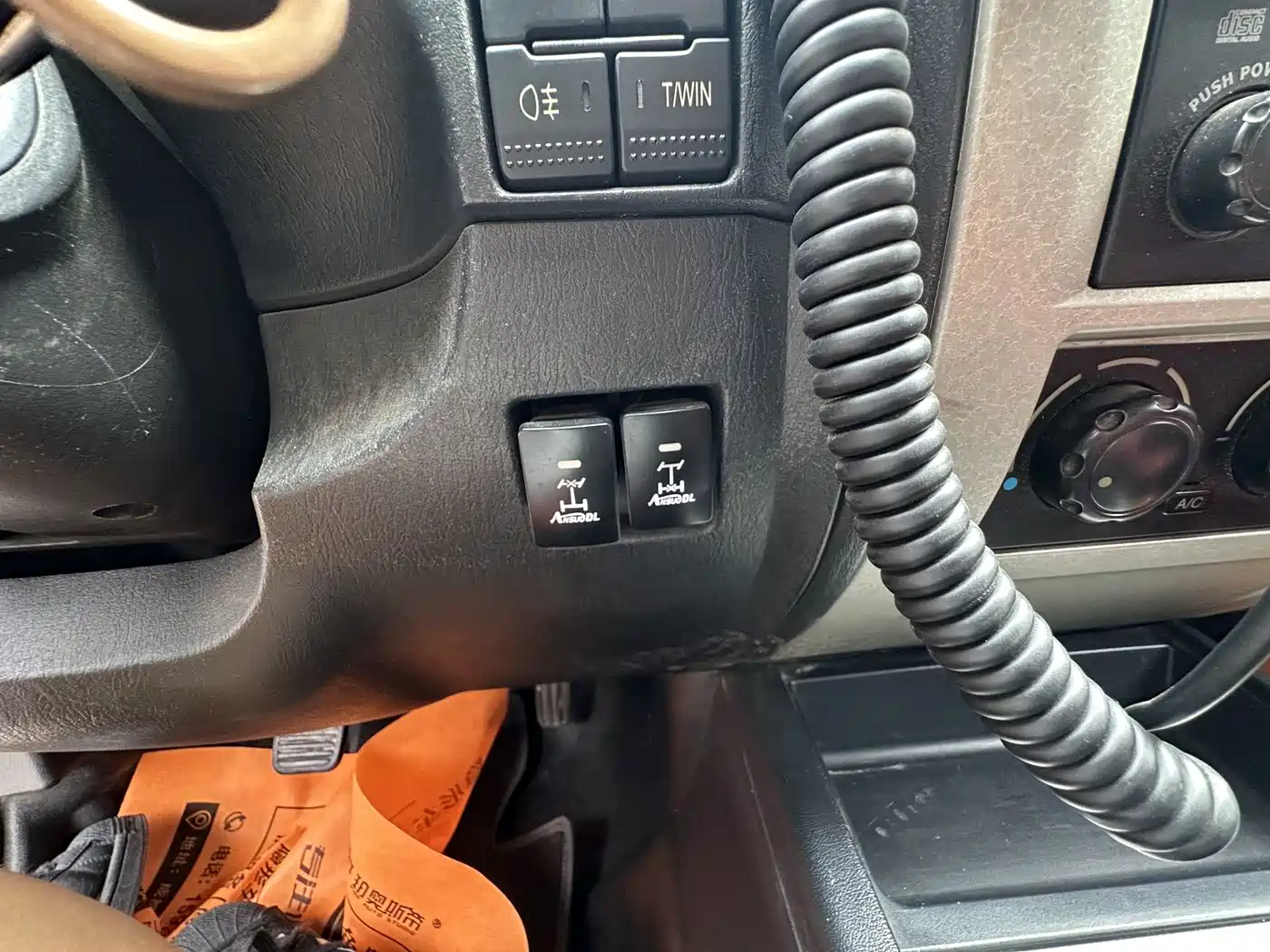 Landwind X9 2016 2013 2.0T 4WD Diesel