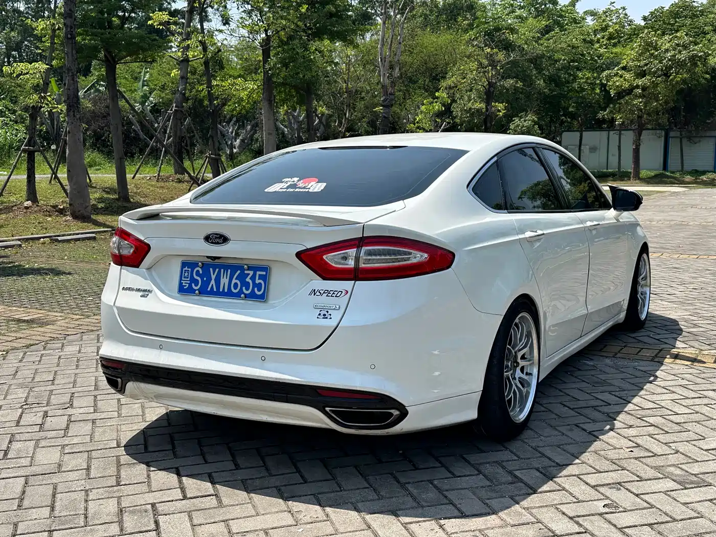 Ford Mondeo 2013 2.0L GTDi240 Luxury Sport фото 6