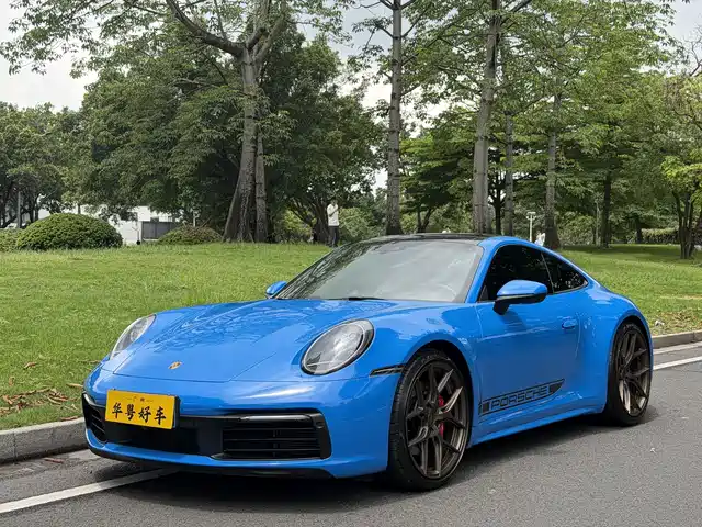 Porsche 911 2022